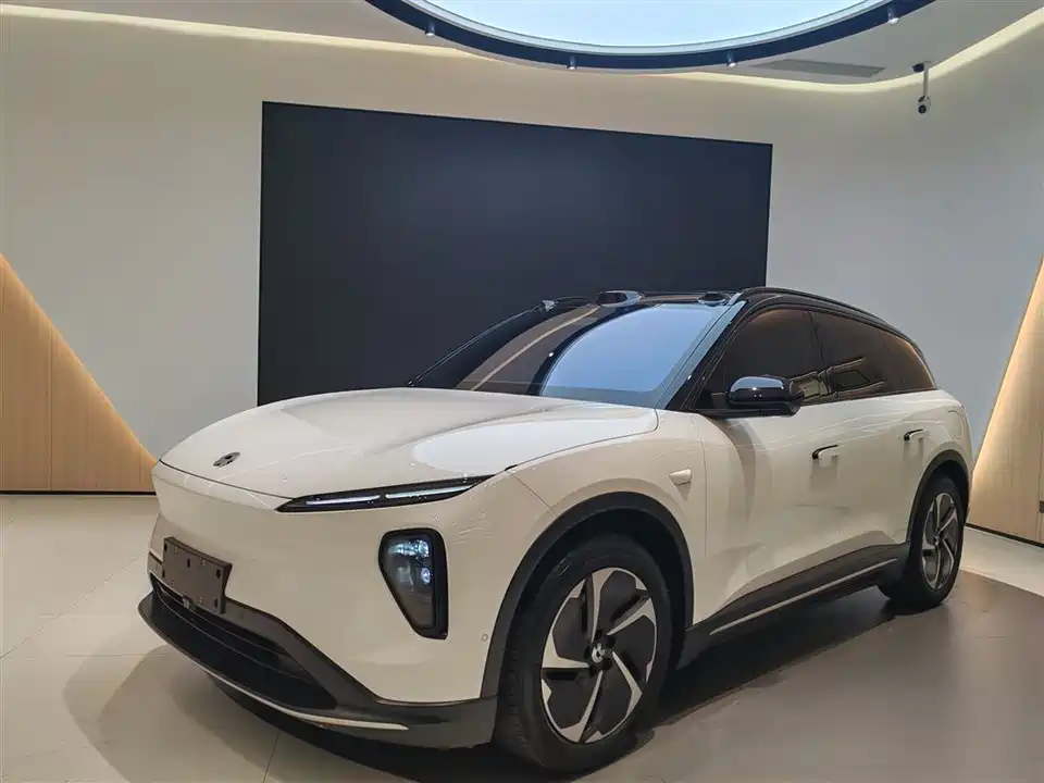 NIO ES6