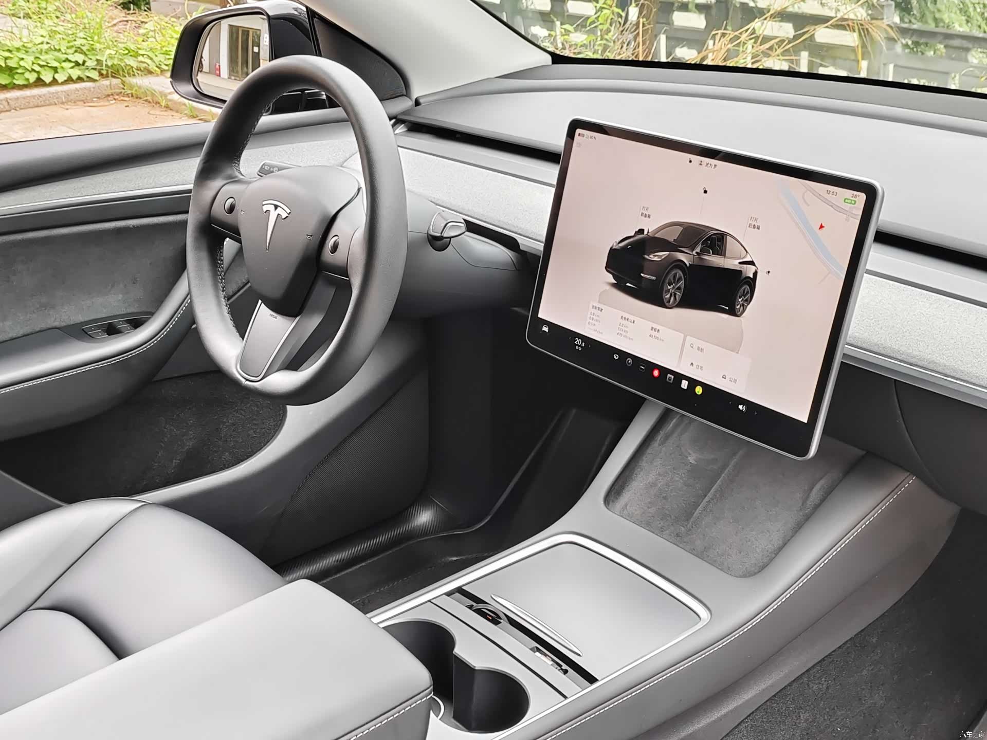 Tesla Model Y, 2023 12
