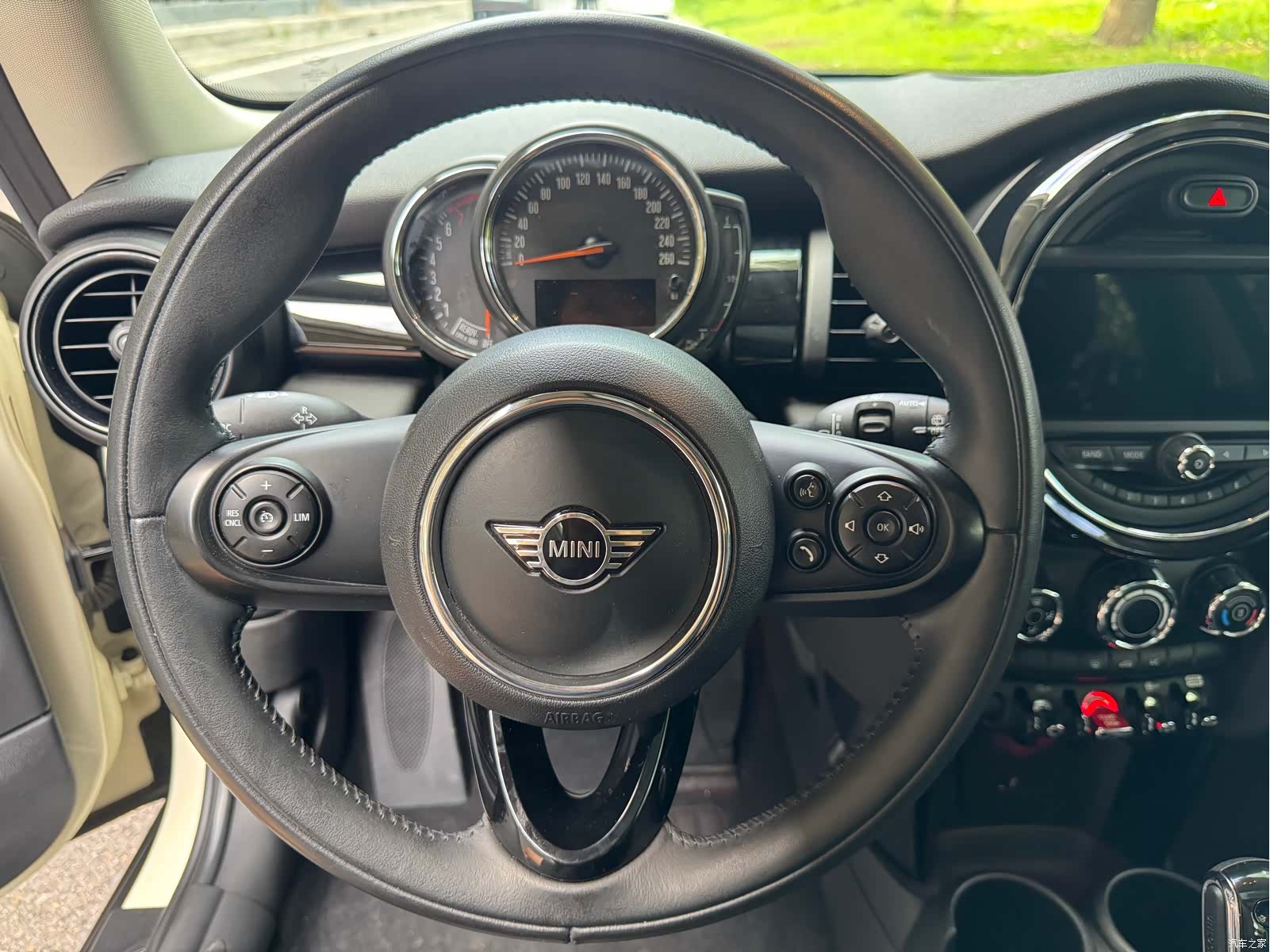 Mini Cooper, 2019 6