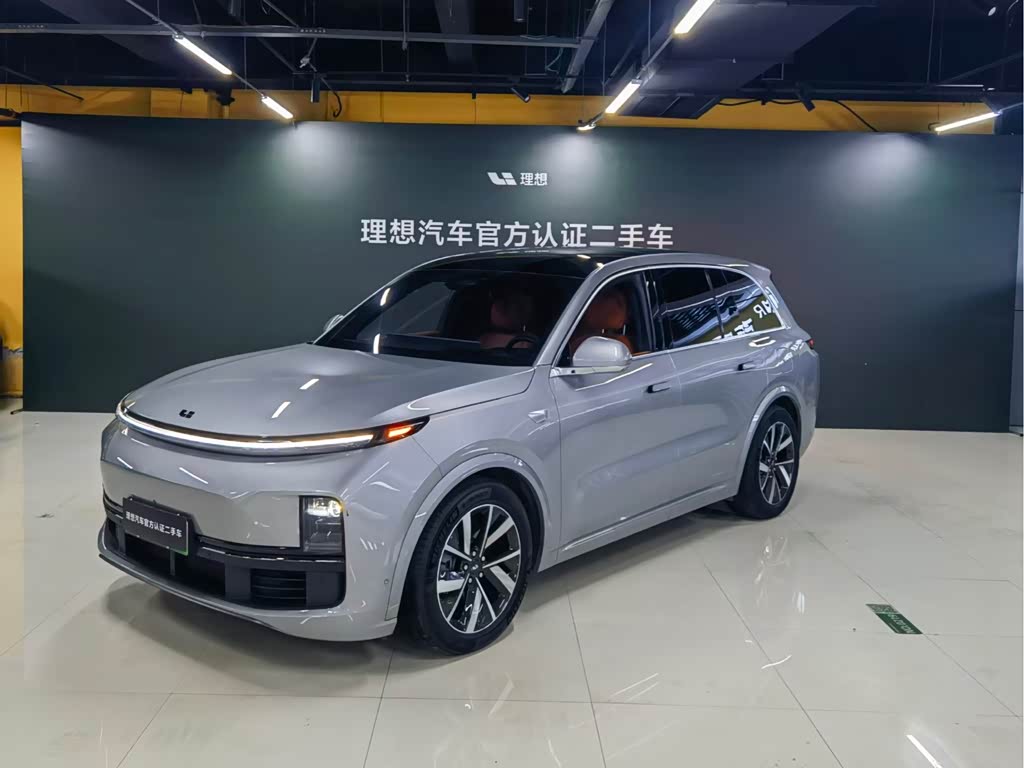 Li Auto L8
