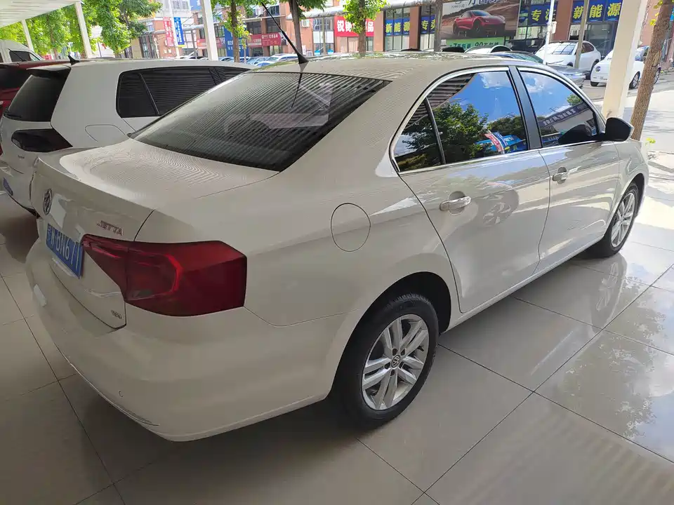 Volkswagen Jetta