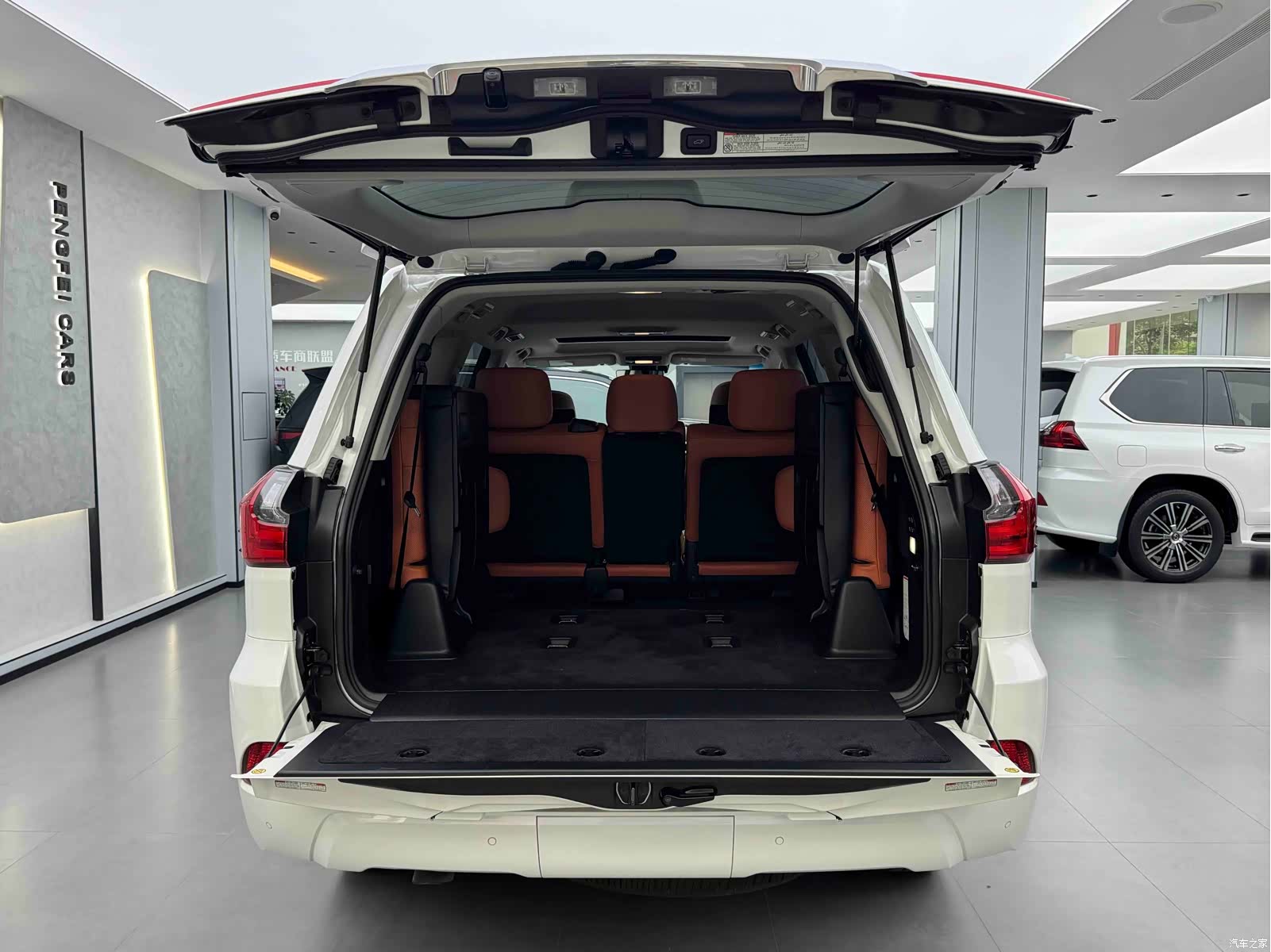 Lexus LX, 2017 21