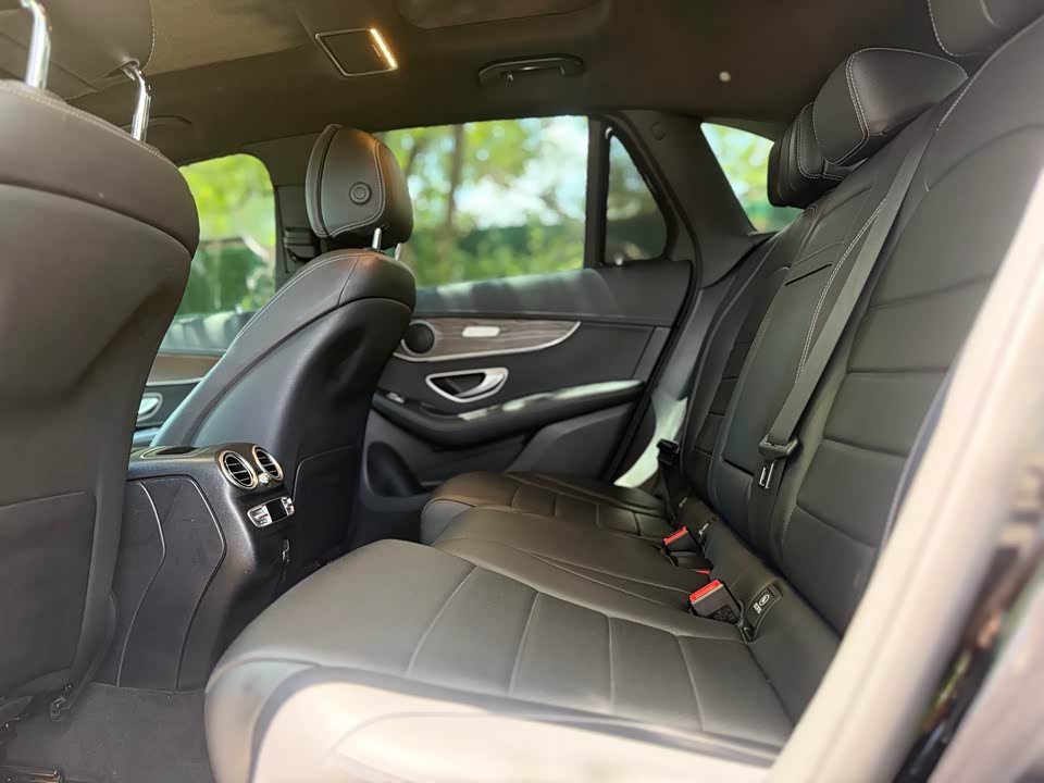 Mercedes-Benz GLC Mercedes-Benz GLC