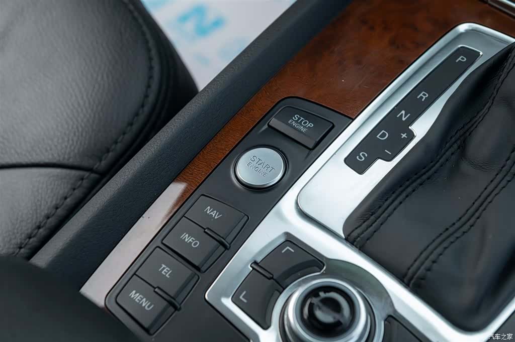 Audi Q7, 2015 32