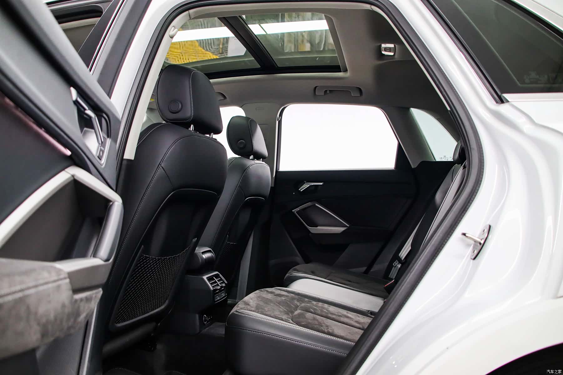 Audi Q3, 2022 15