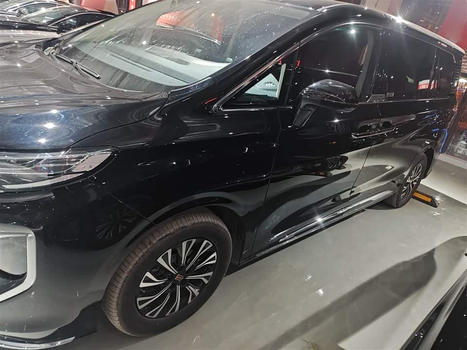 Hongqi HQ9 PHEV