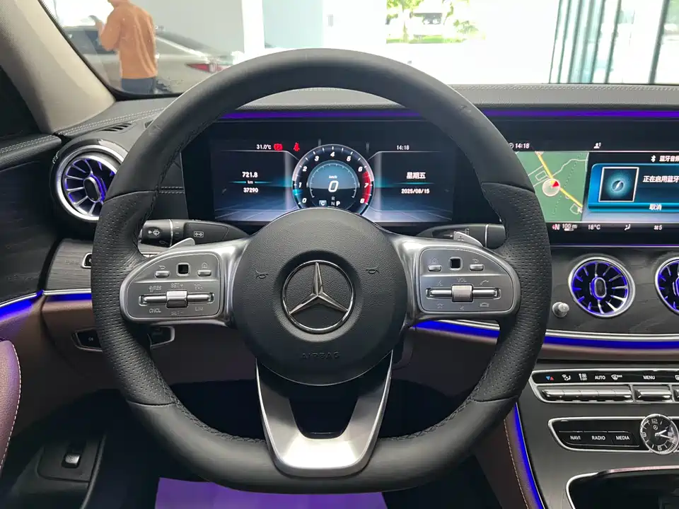 Mercedes-Benz E-class Mercedes-Benz E-class