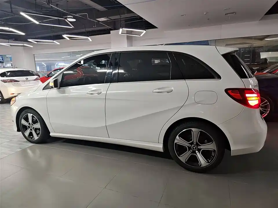 Mercedes-Benz Class B