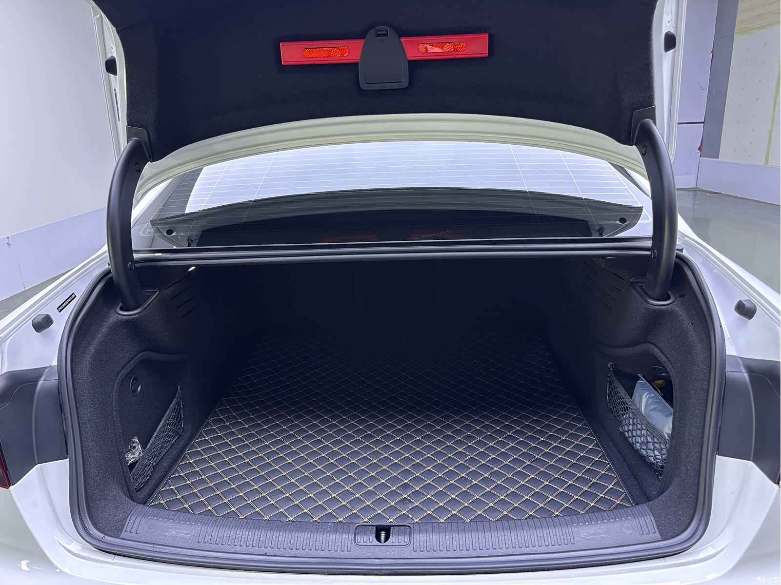 Audi A4L, 2025 14