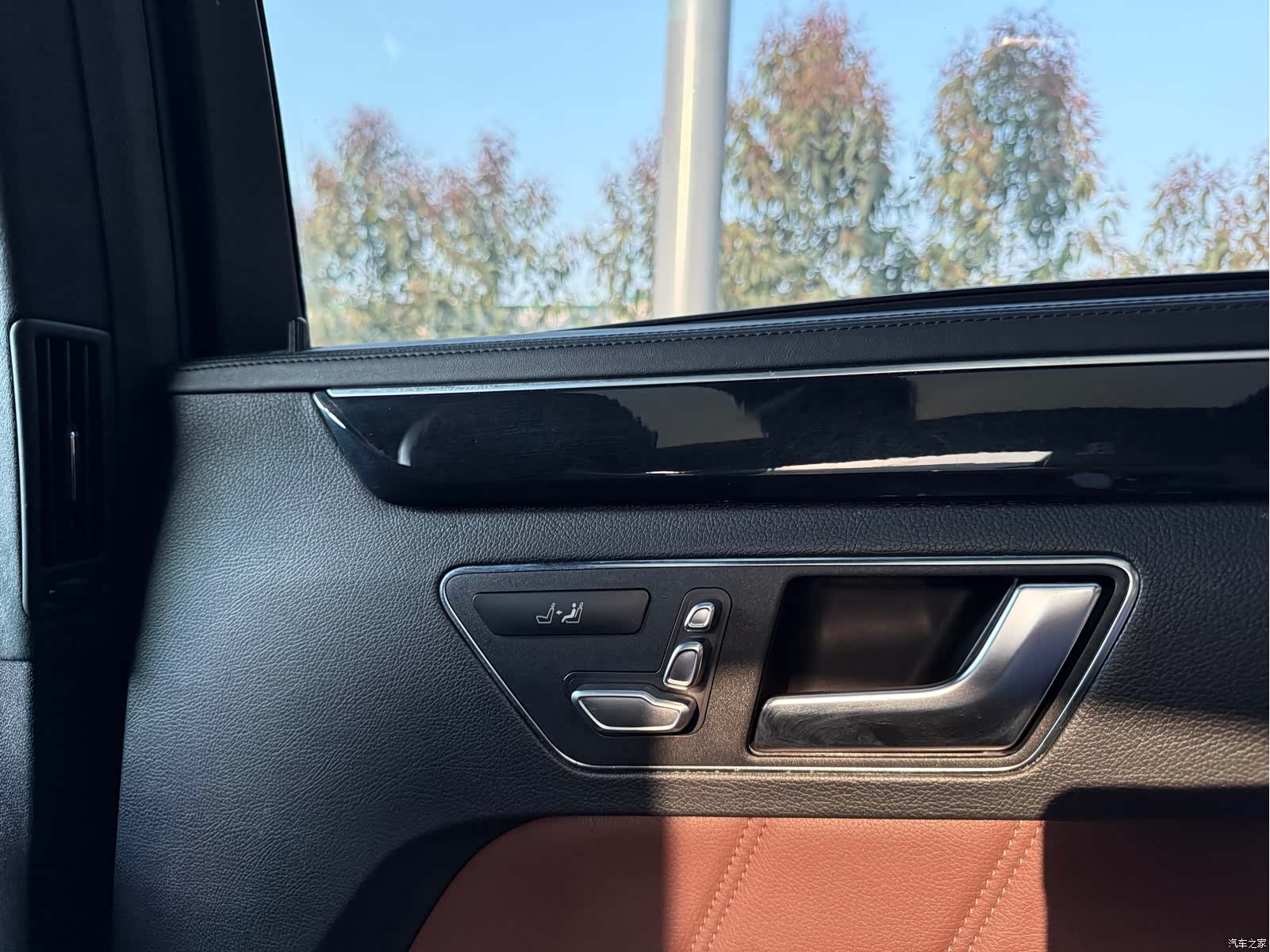 Mercedes-Benz E-Class, 2014 30