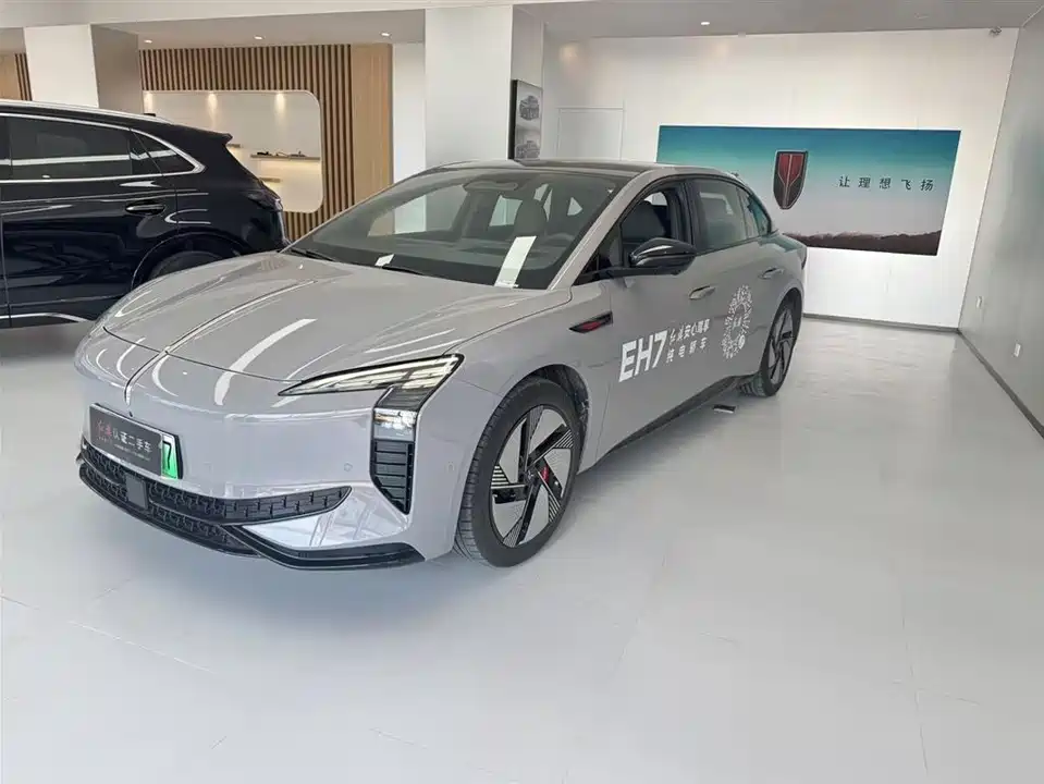 Hongqi EH7
