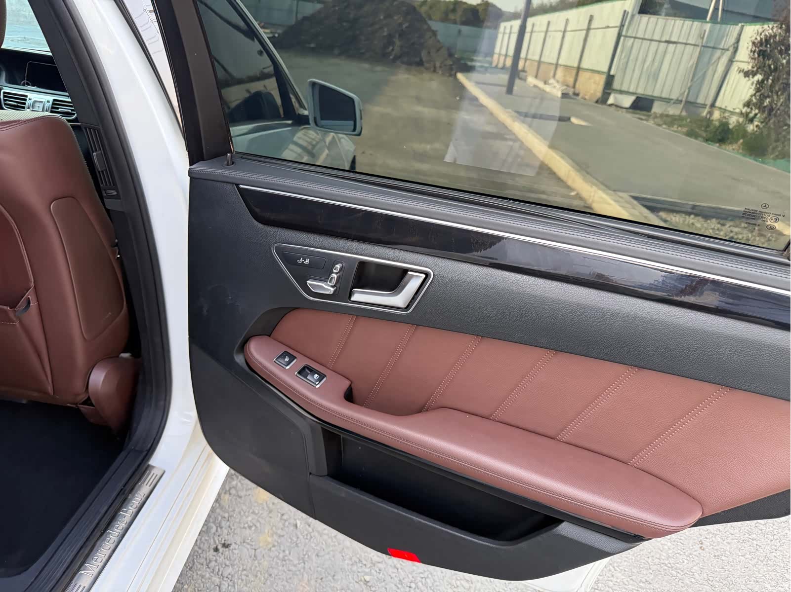 Mercedes-Benz E-Class, 2014 28