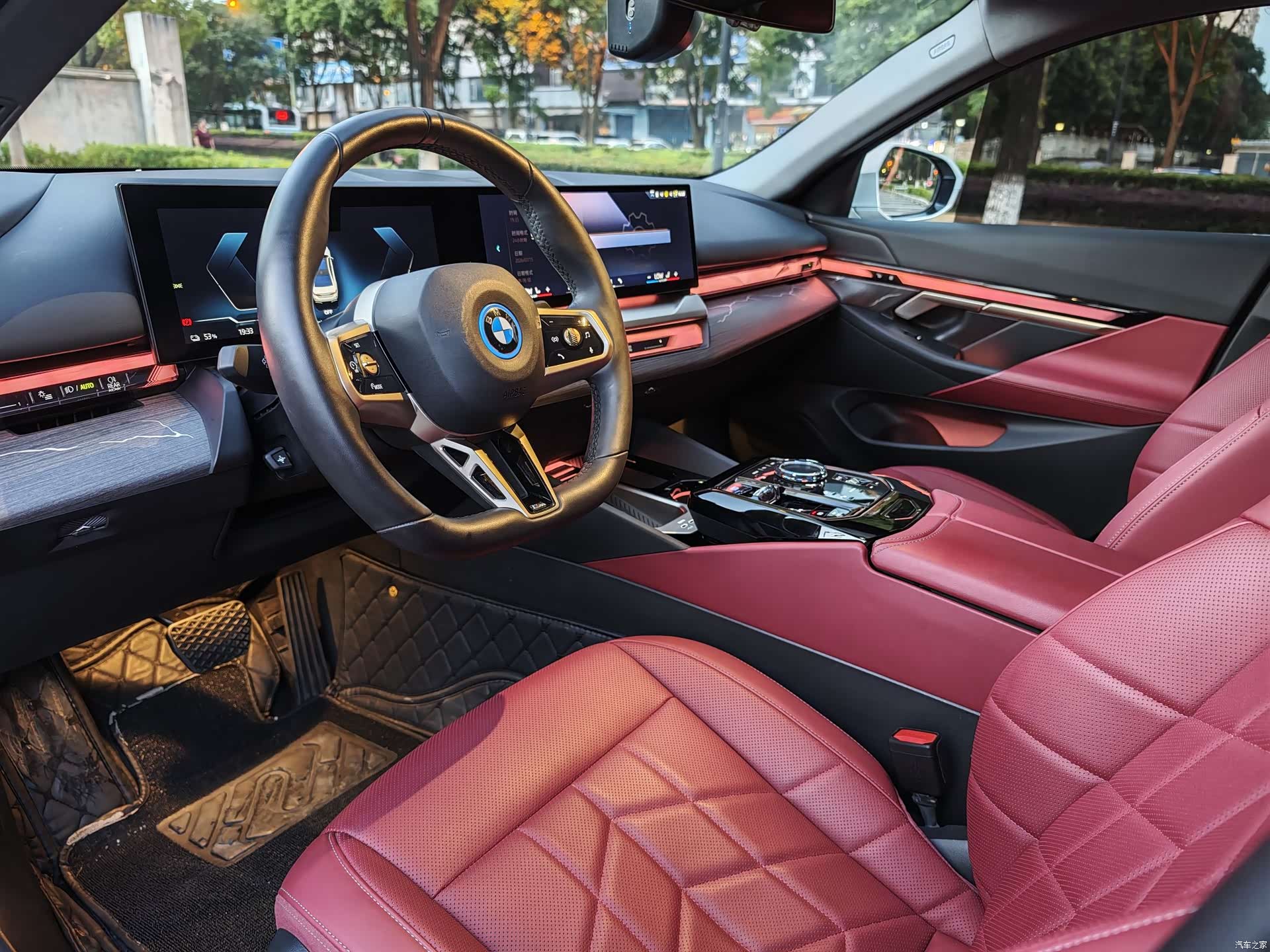 BMW i5, 2024 6