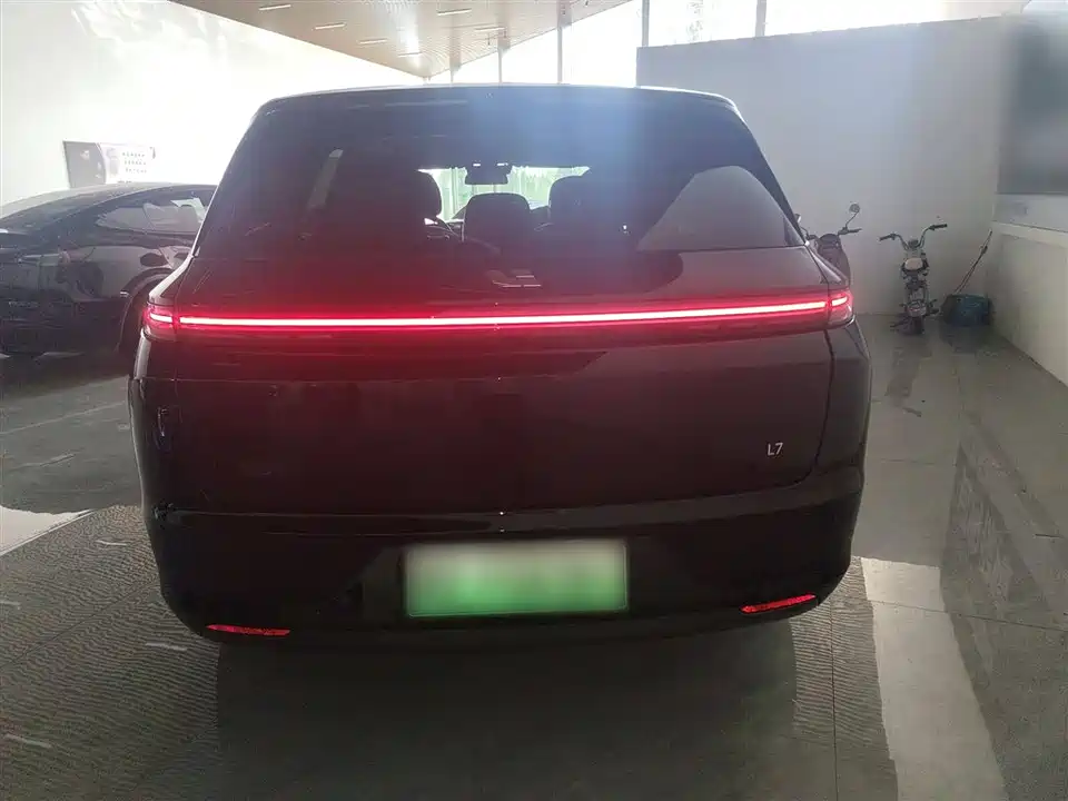 Li Auto Ideal L7