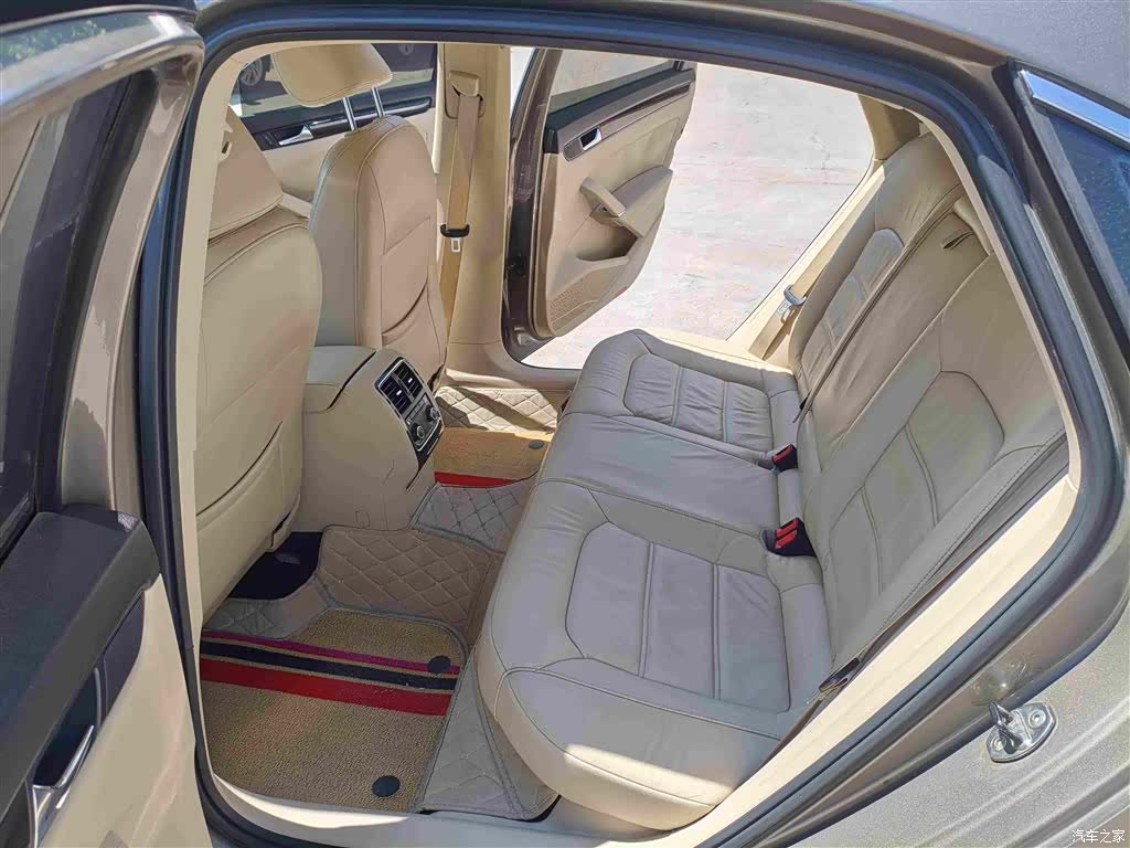 Volkswagen Passat, 2012 7