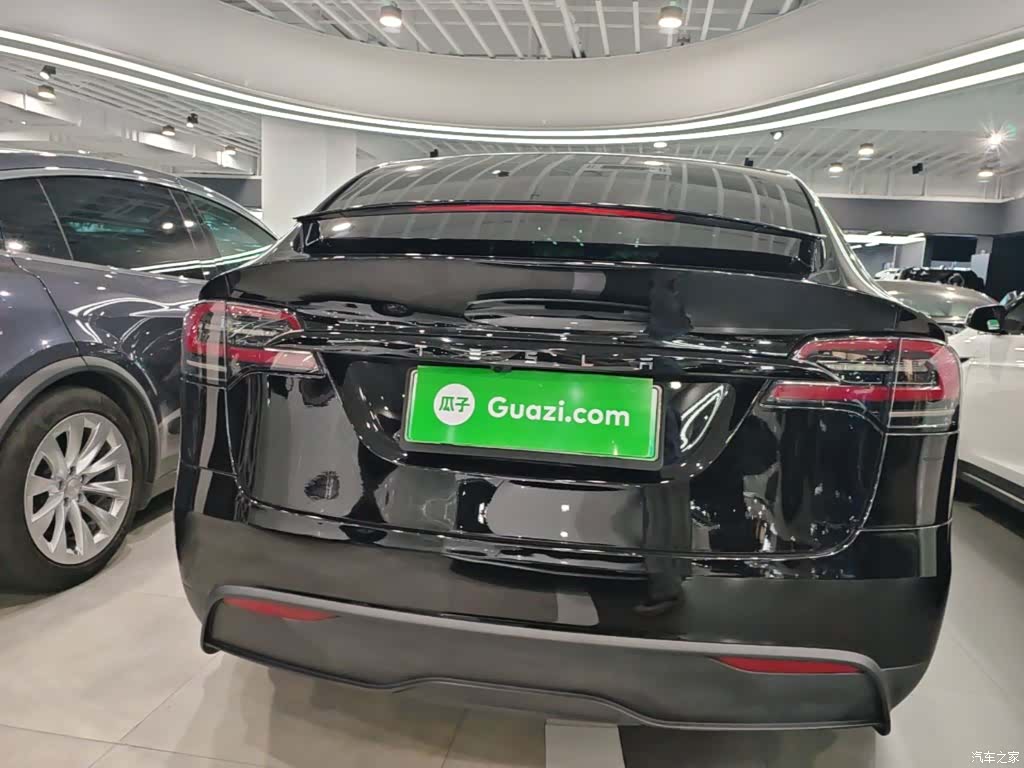 Tesla Model X, 2023 4