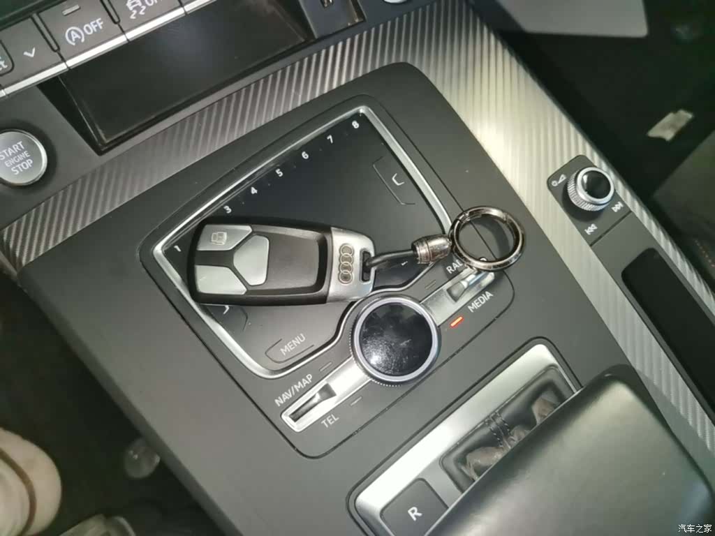 Audi Q5L, 2020 9
