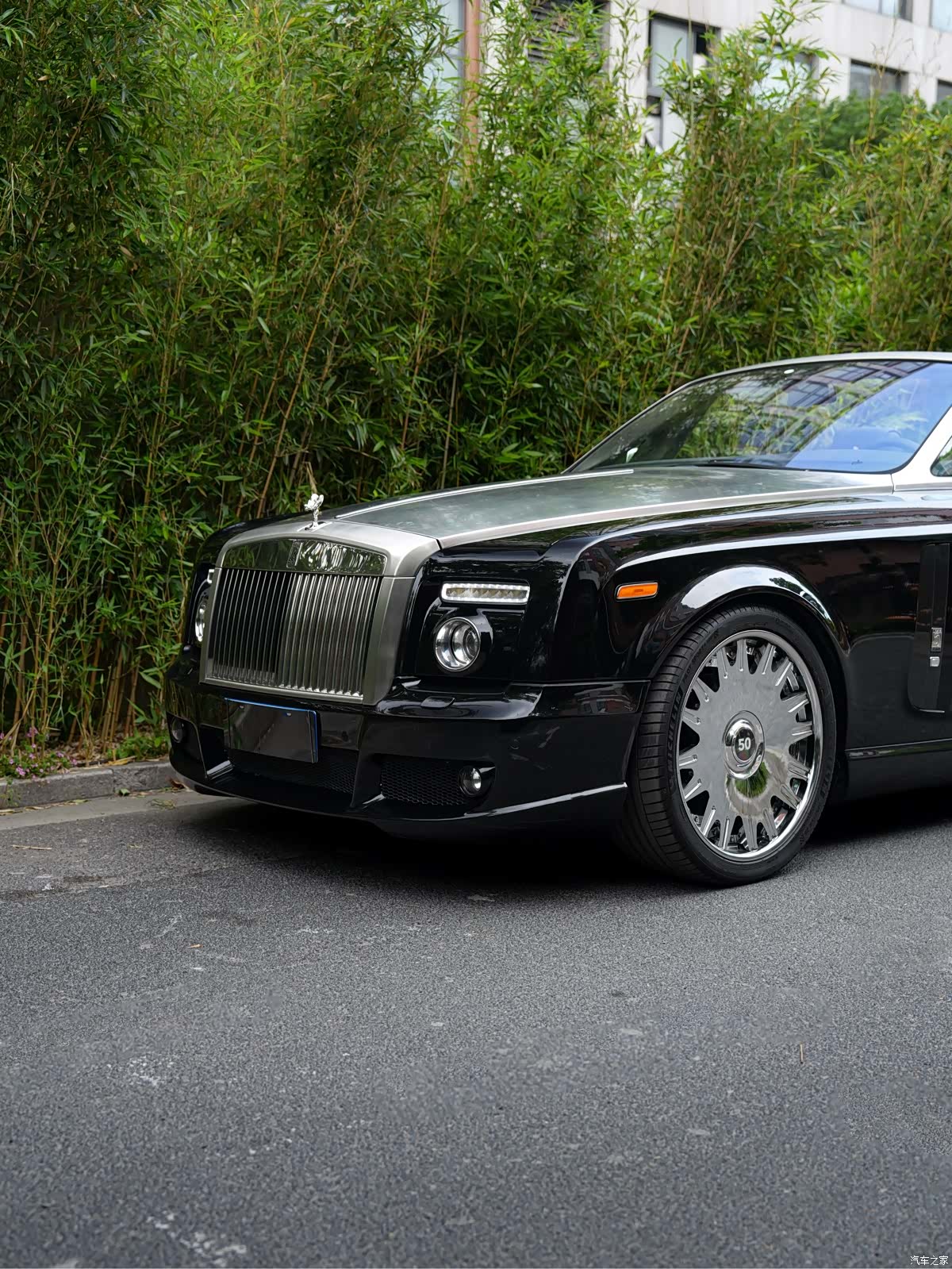 Rolls-Royce Phantom, 2008 7