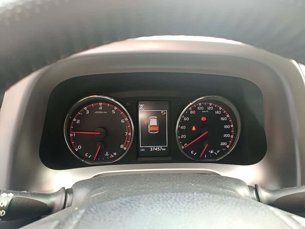 Toyota RAV4, 2018 12