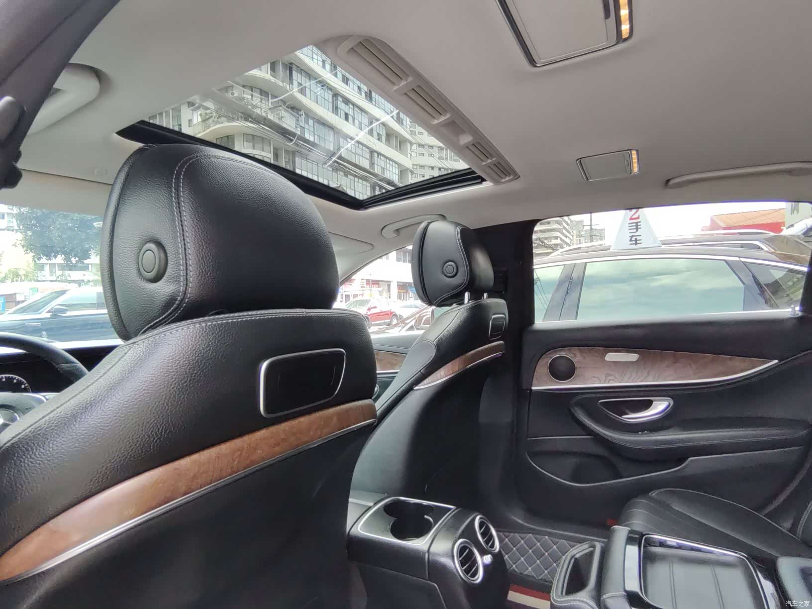 Mercedes-Benz E-Class, 2016 14