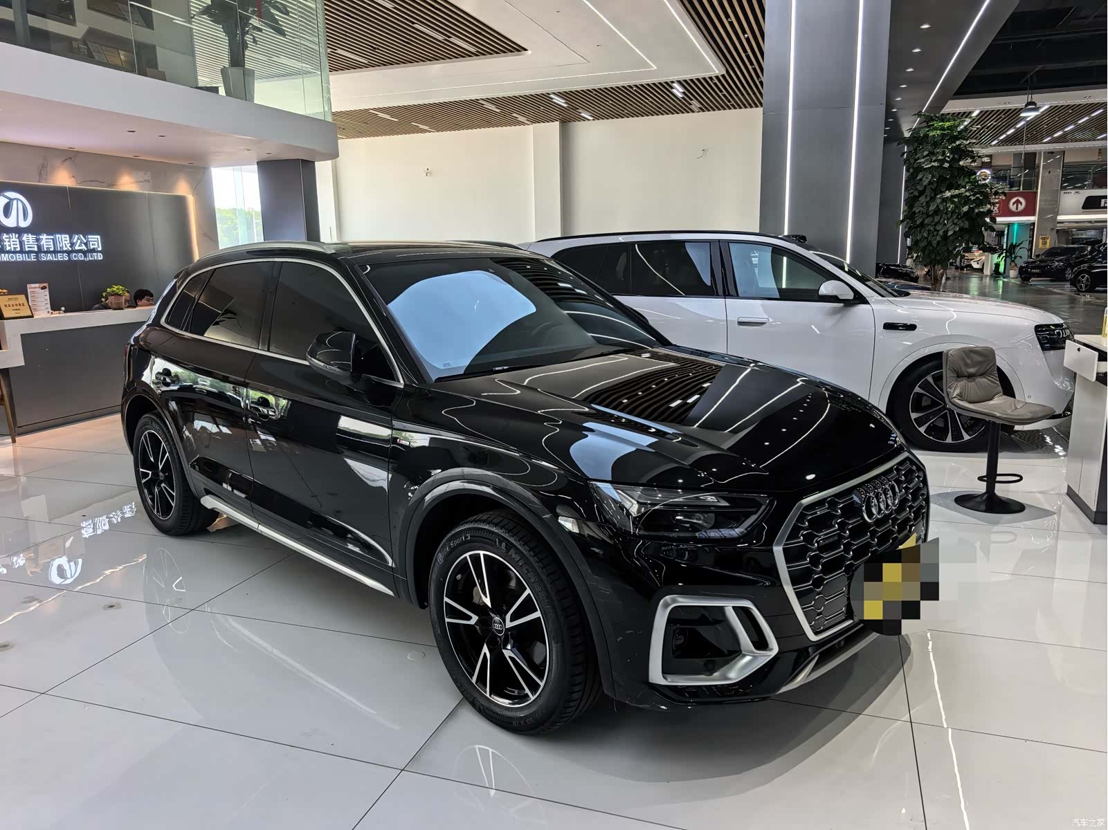 Audi Q5L, 2024 3