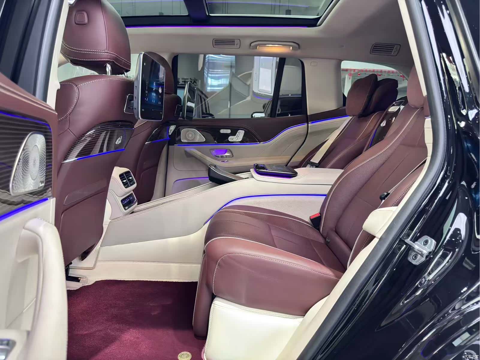 Maybach GLS, 2023 27