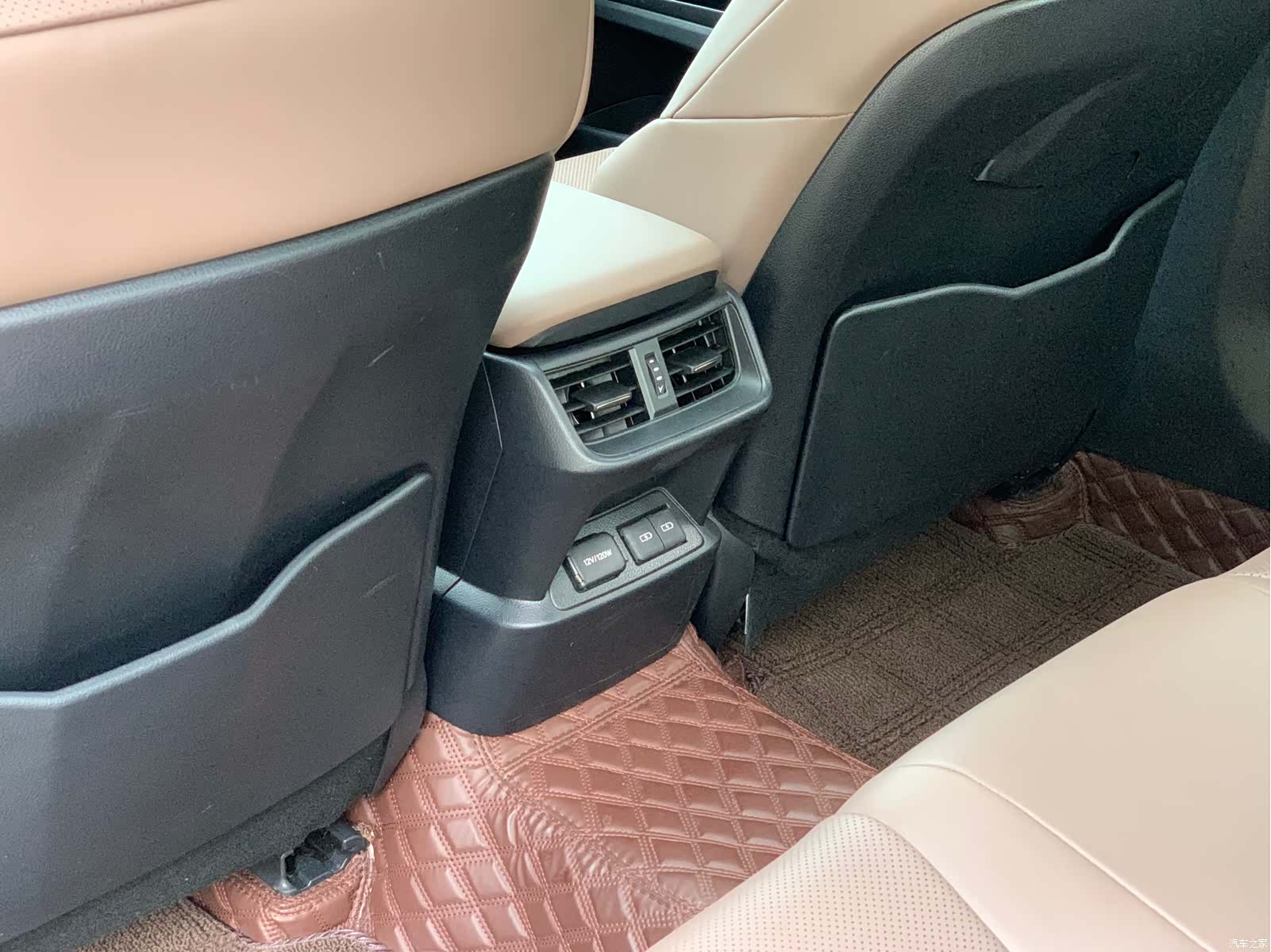 Lexus ES, 2024 8
