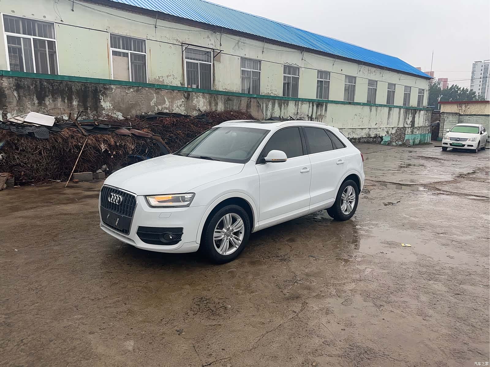 Audi Q3, 2014 1