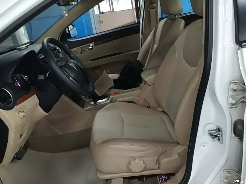 Roewe 350, 2015 15