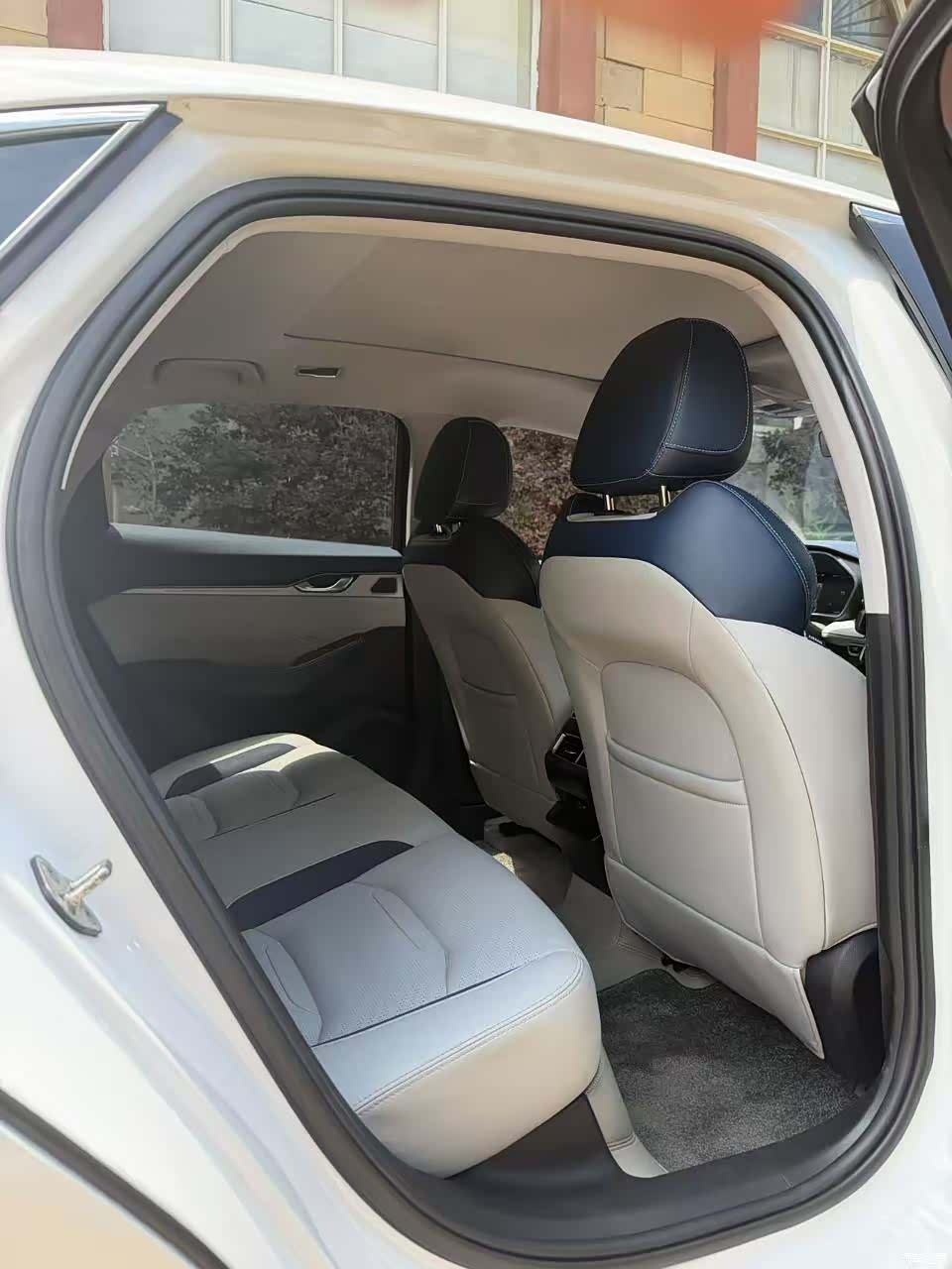 Geely Preface, 2022 8