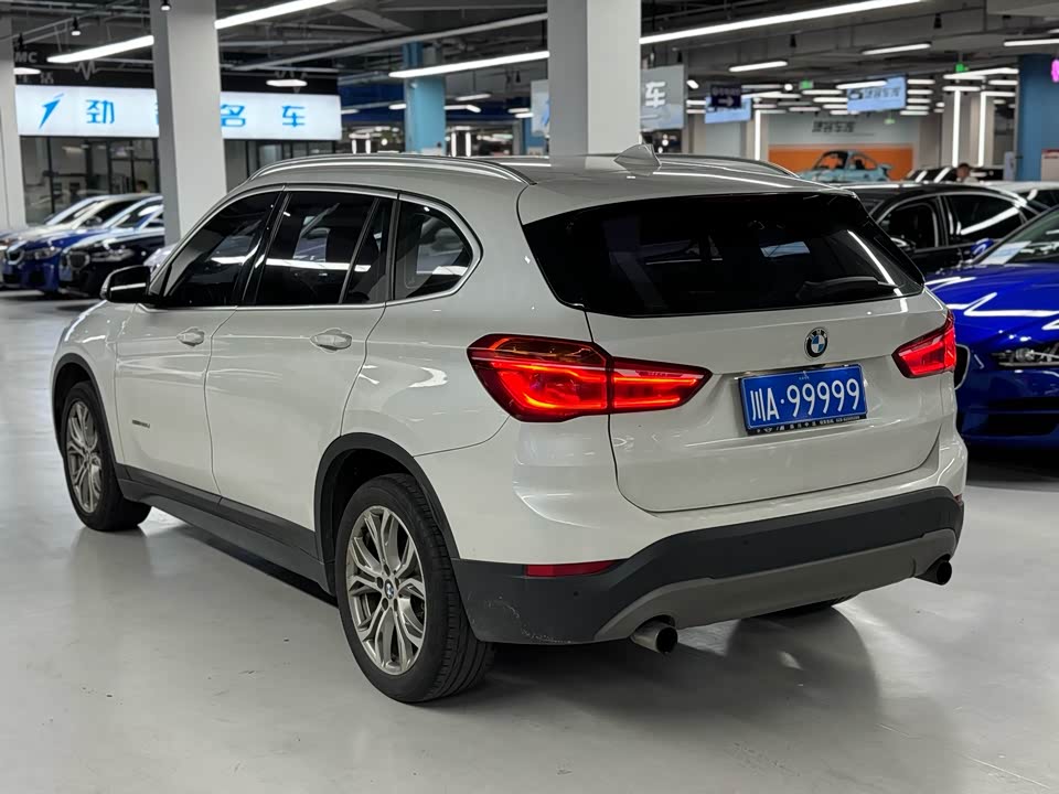 BMW X1