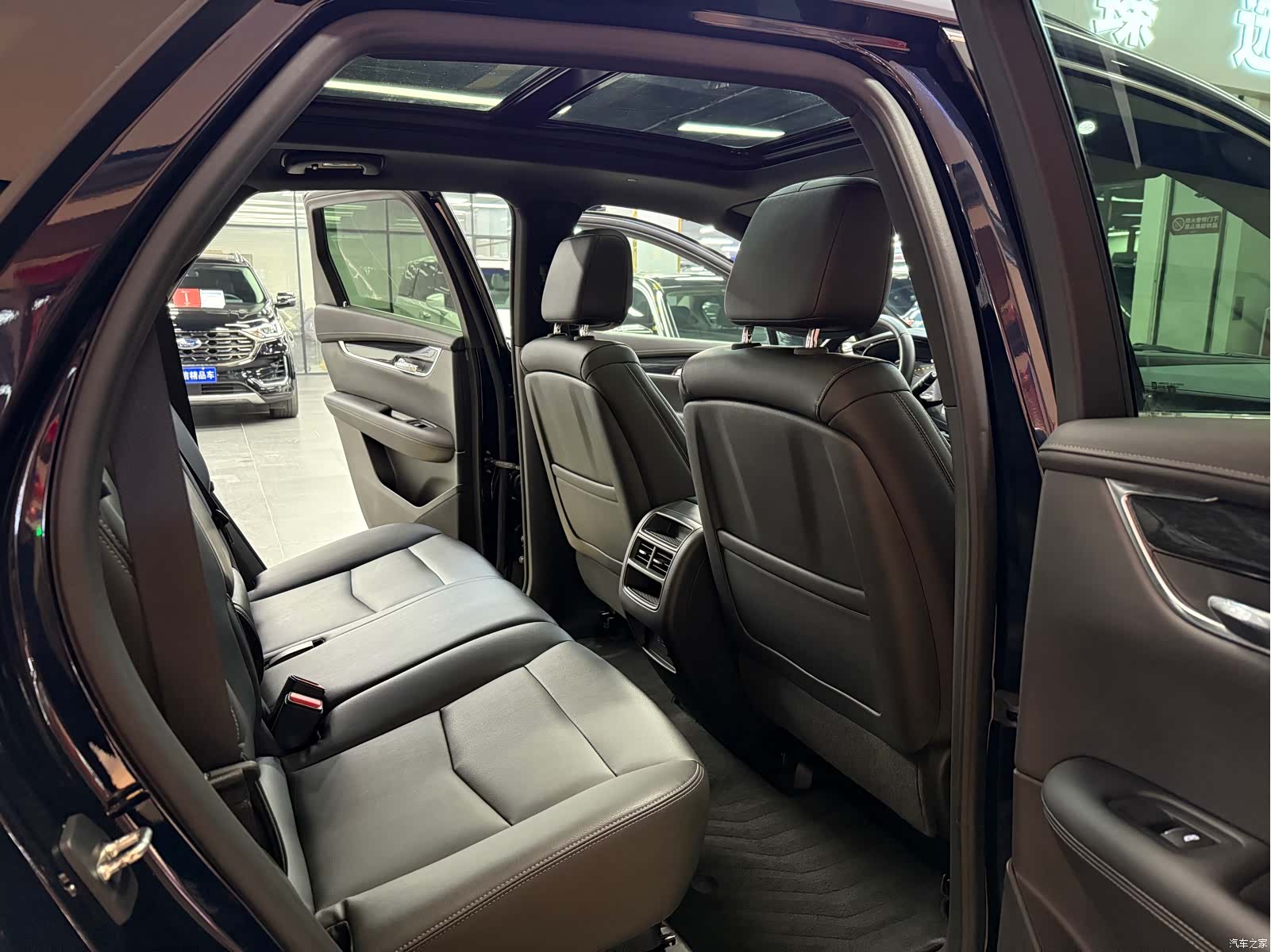Cadillac XT5, 2021 11