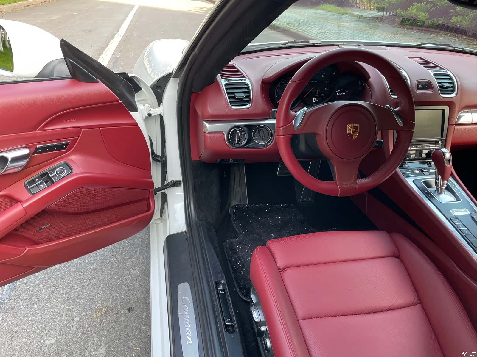 Porsche Cayman, 2015 6