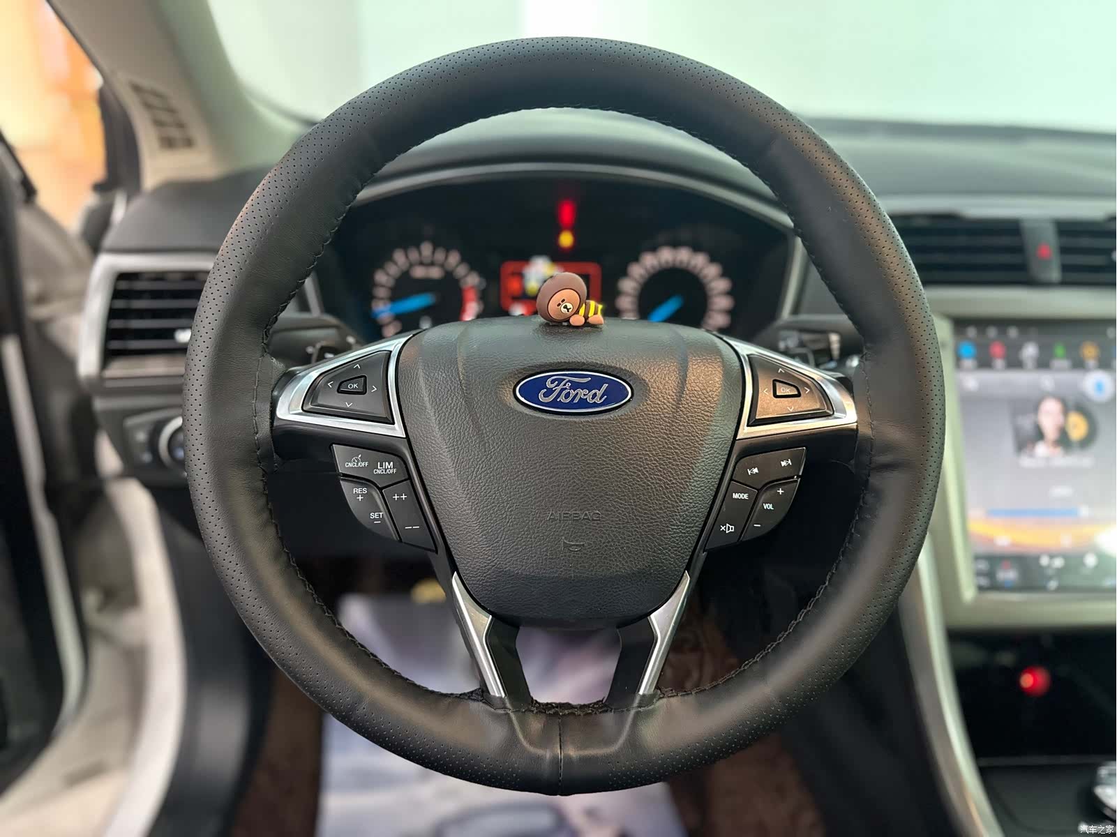 Ford Mondeo, 2018 8