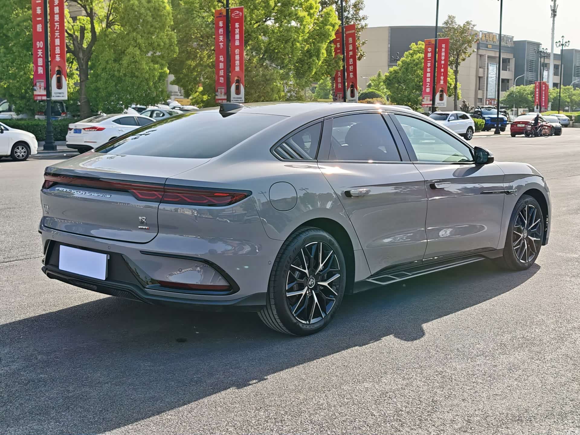 BYD Han, 2025 9