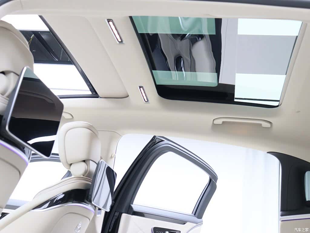 Maybach S-Class, 2023 9