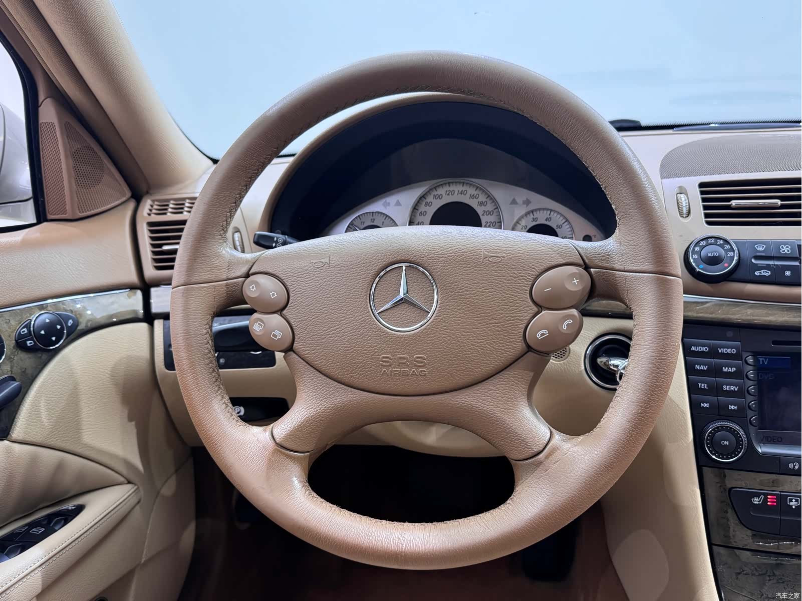 Mercedes-Benz E-Class, 2007 12