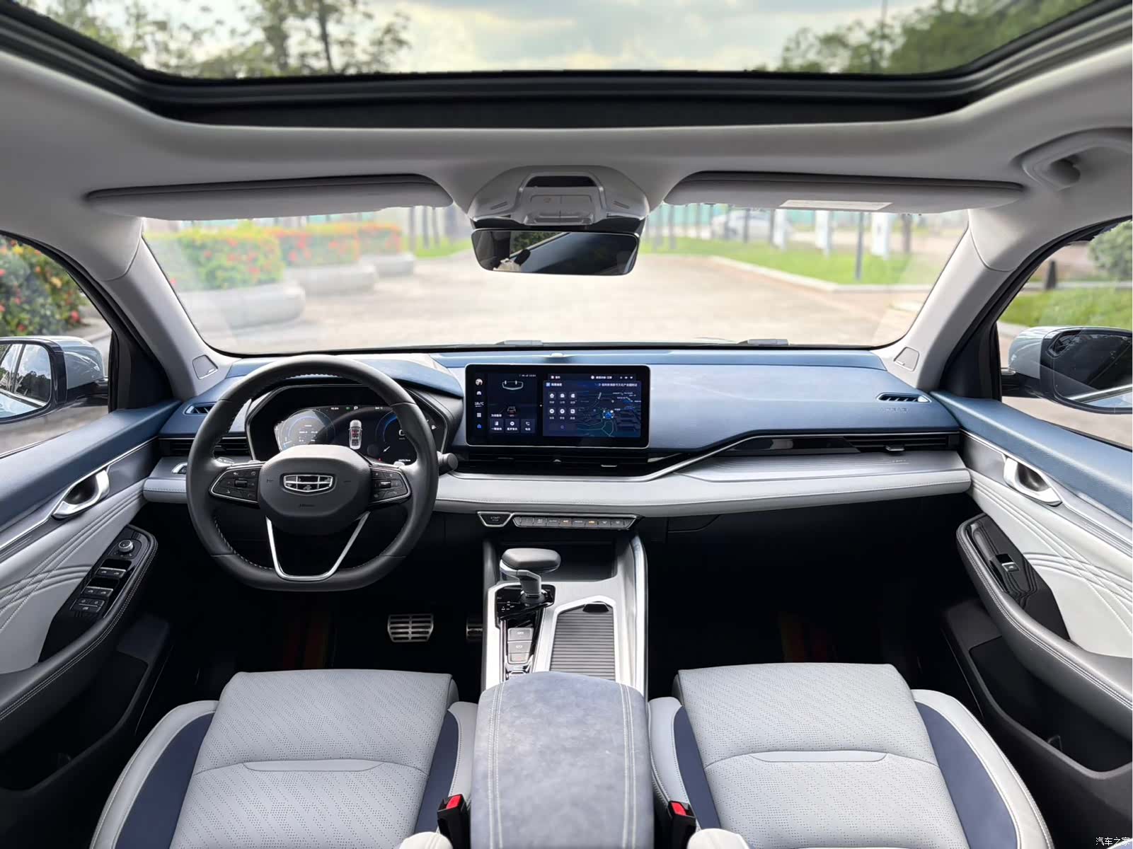 Geely Preface, 2022 19