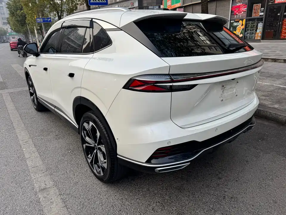 Roewe RX5