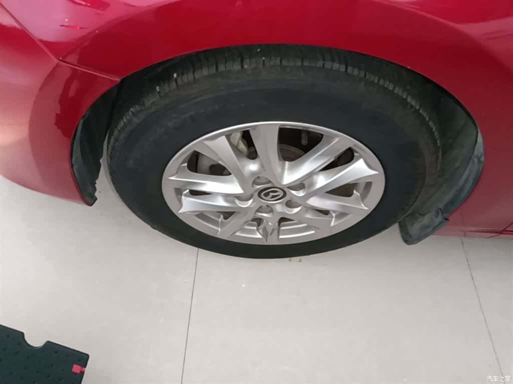 Mazda Mazda3, 2016 23