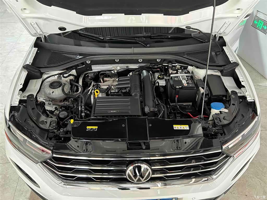 Volkswagen T-ROC, 2022 21