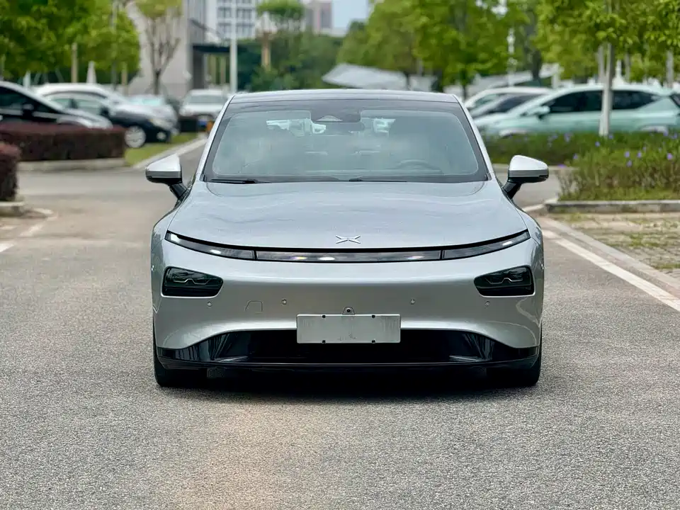 XPENG P7