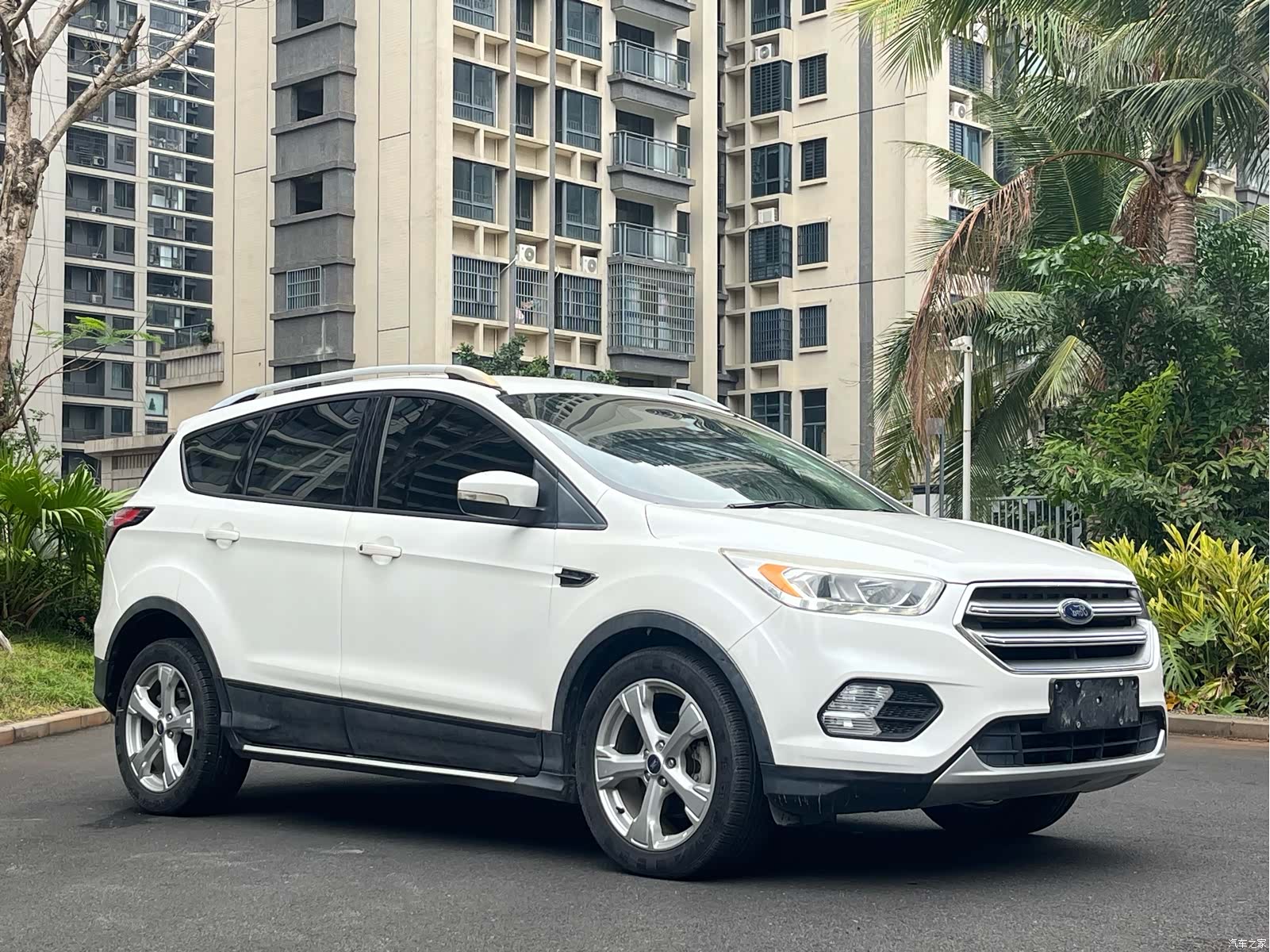 Ford Kuga, 2017 3
