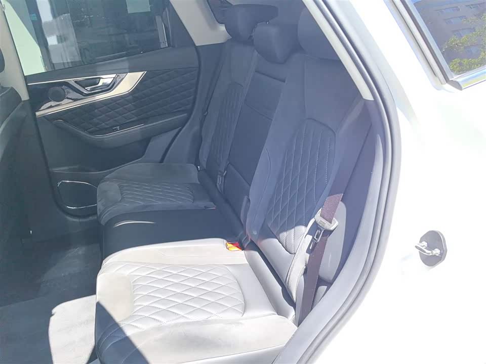 Hongqi HS5 Hongqi HS5