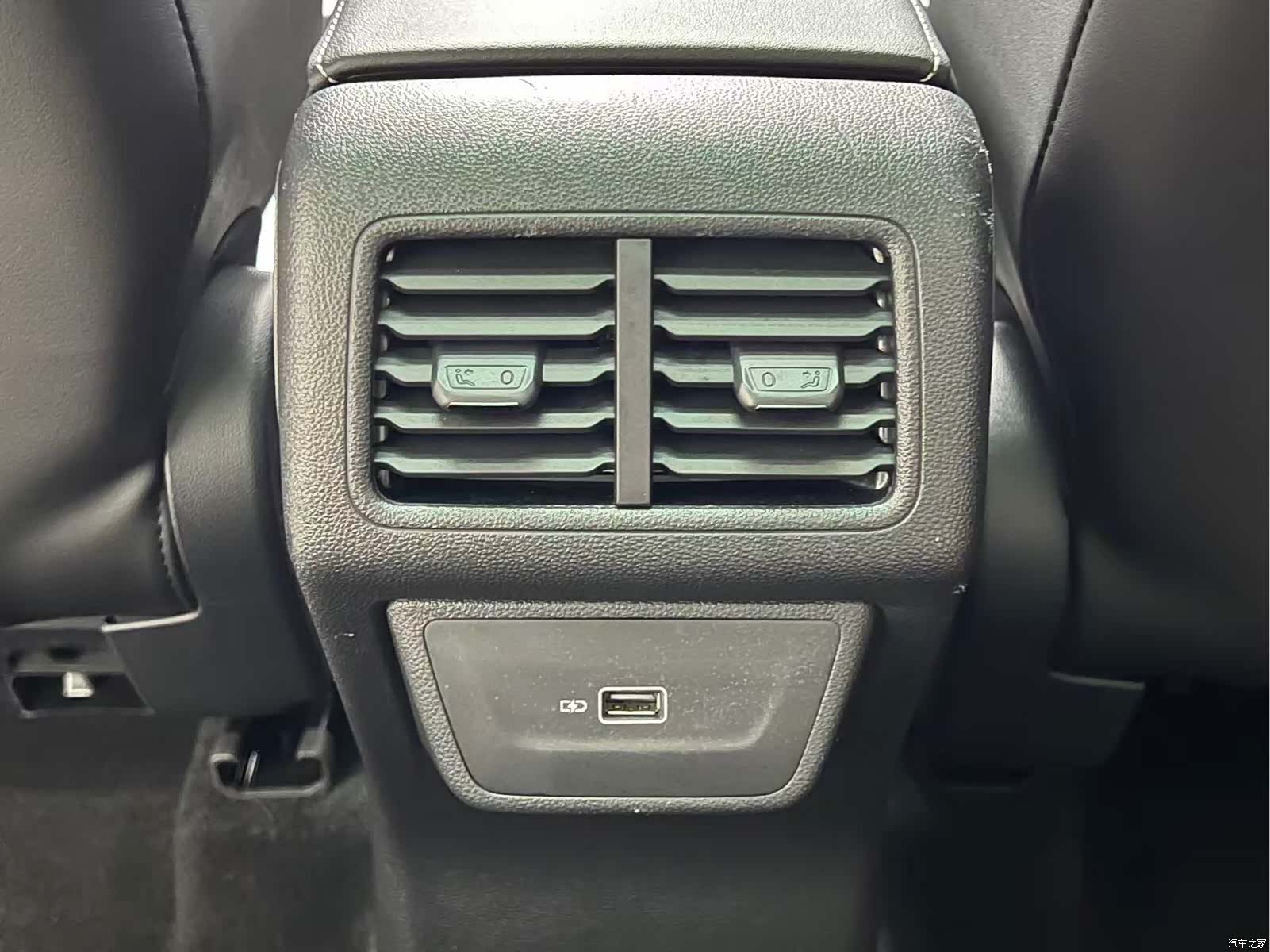 Volkswagen VS7, 2023 15