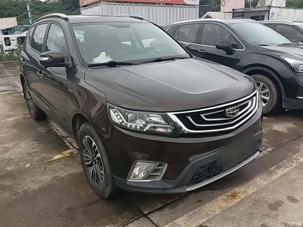 Geely X6, 2016 4