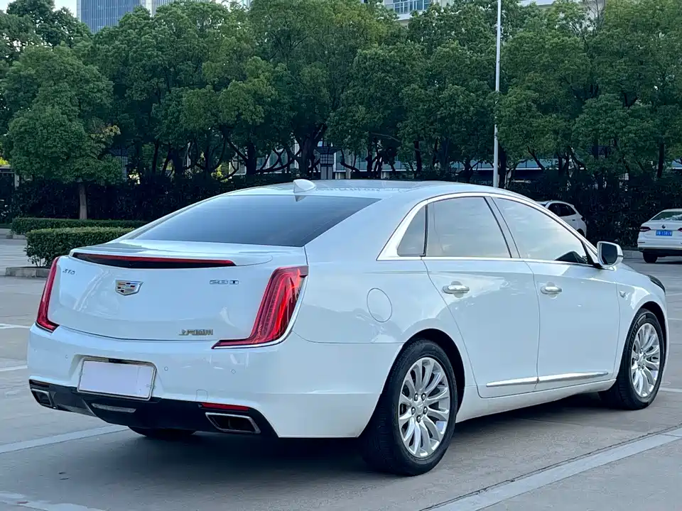 Cadillac XTS