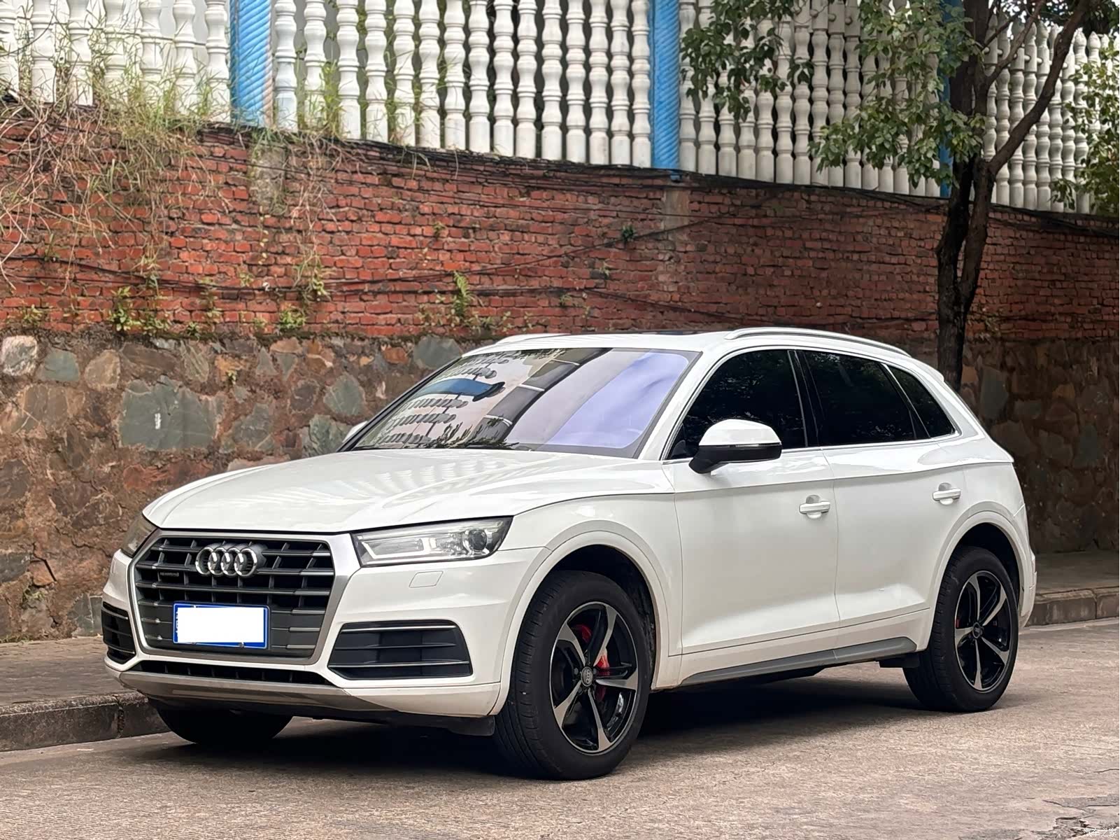 Audi Q5L, 2019 1
