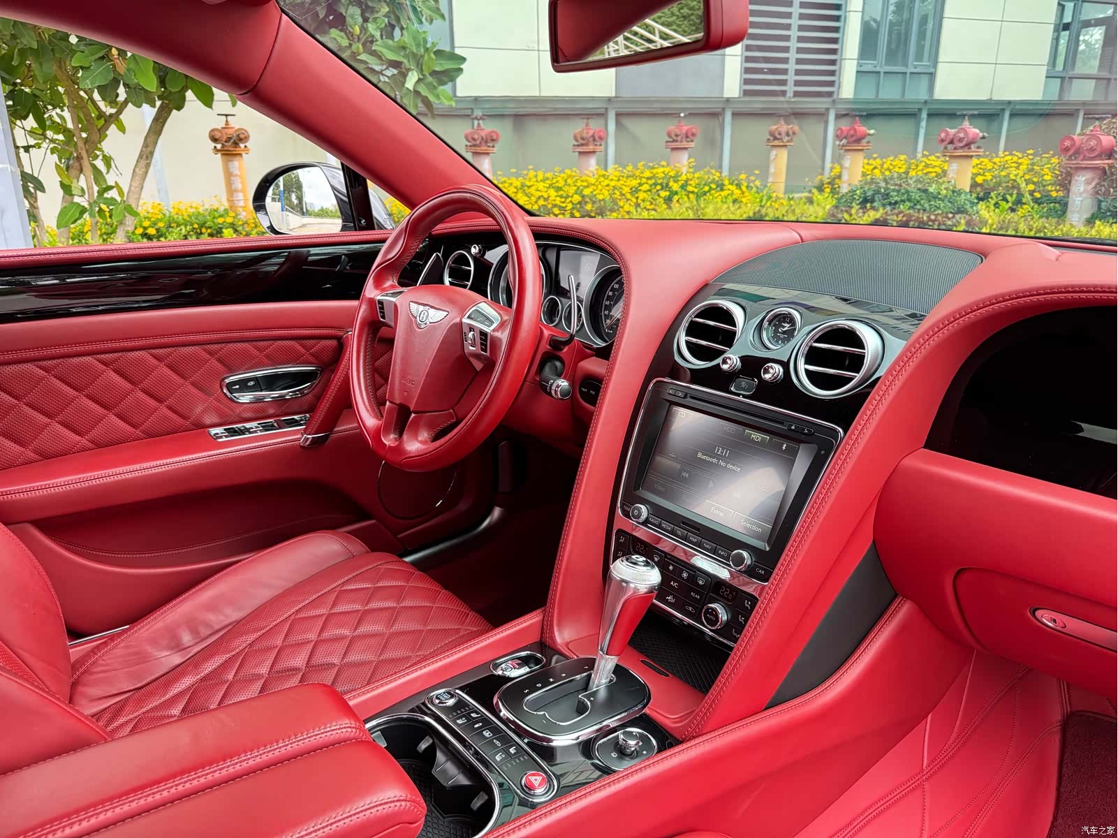 Bentley Flying Spur, 2020 8