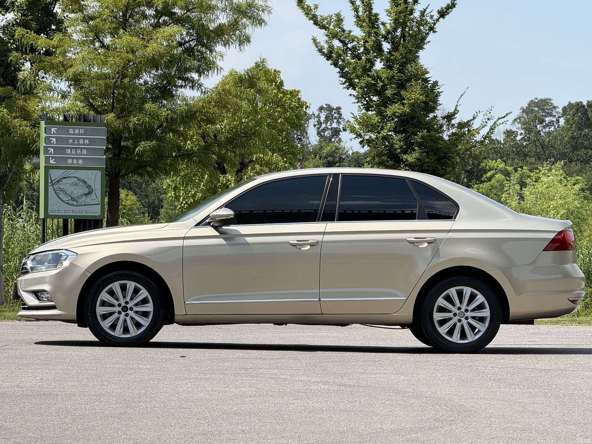 Volkswagen Bora, 2016 13